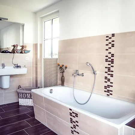 Ferienhaus Haubenlerche 62 *